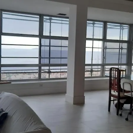 Front Beach Copacabana 400Mts